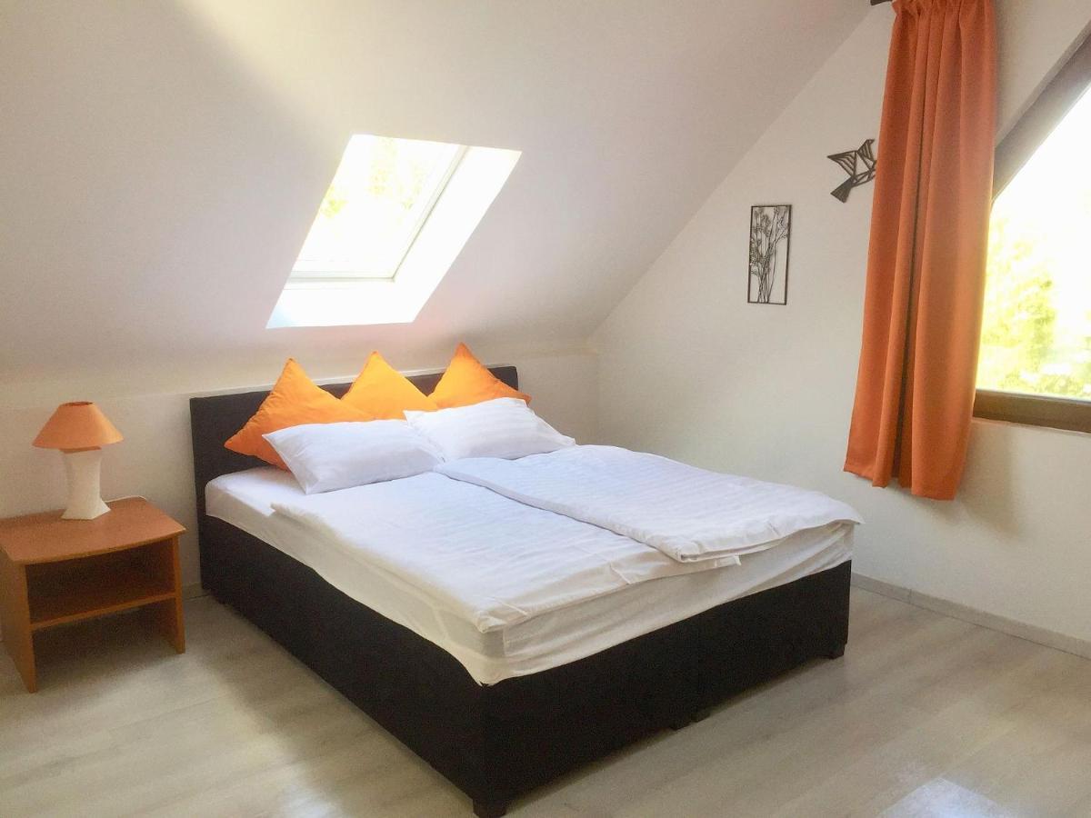 Flair Apartmanház Eger Exterior foto